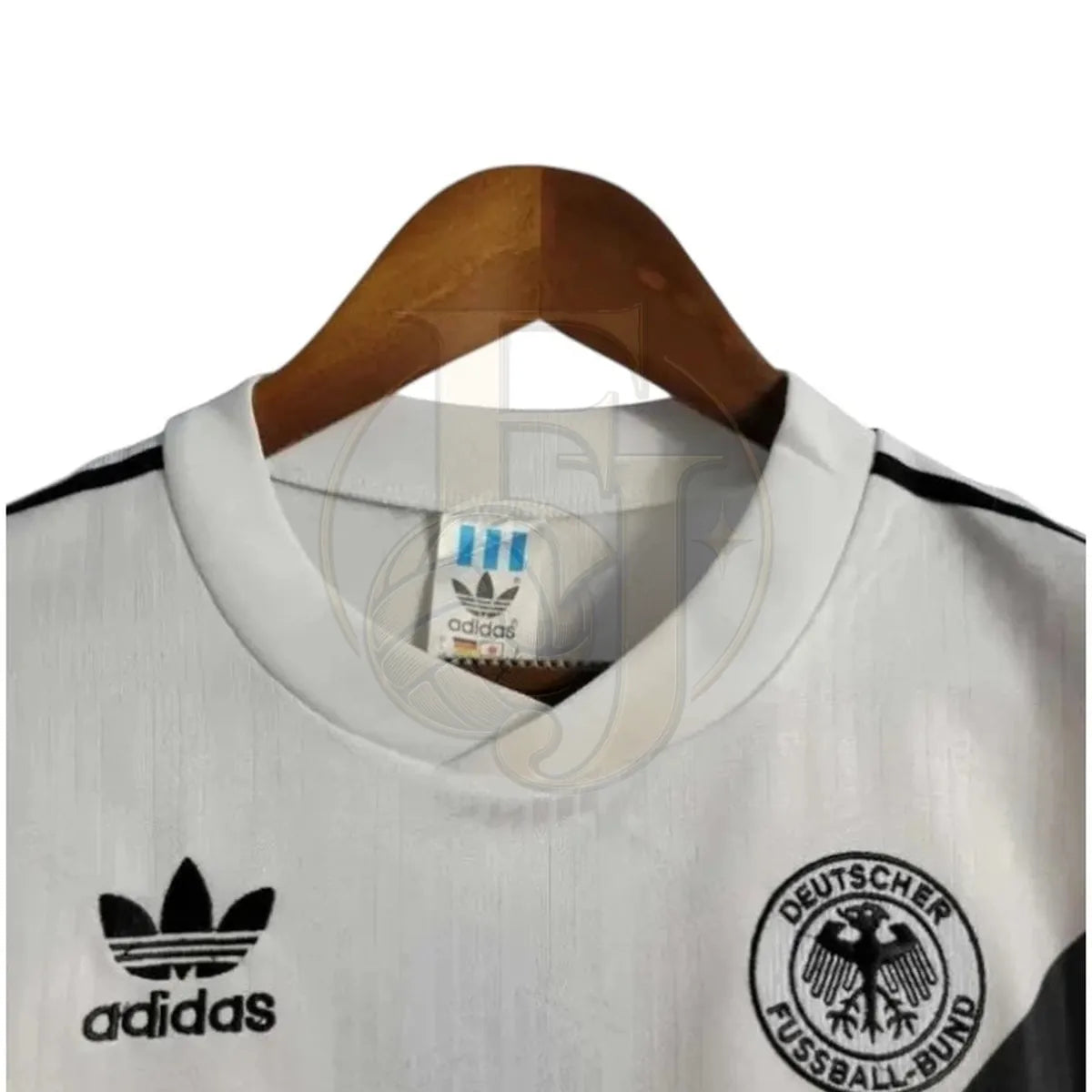 Camiseta Alemania Retro 1990 - Fuera de Juego Club
