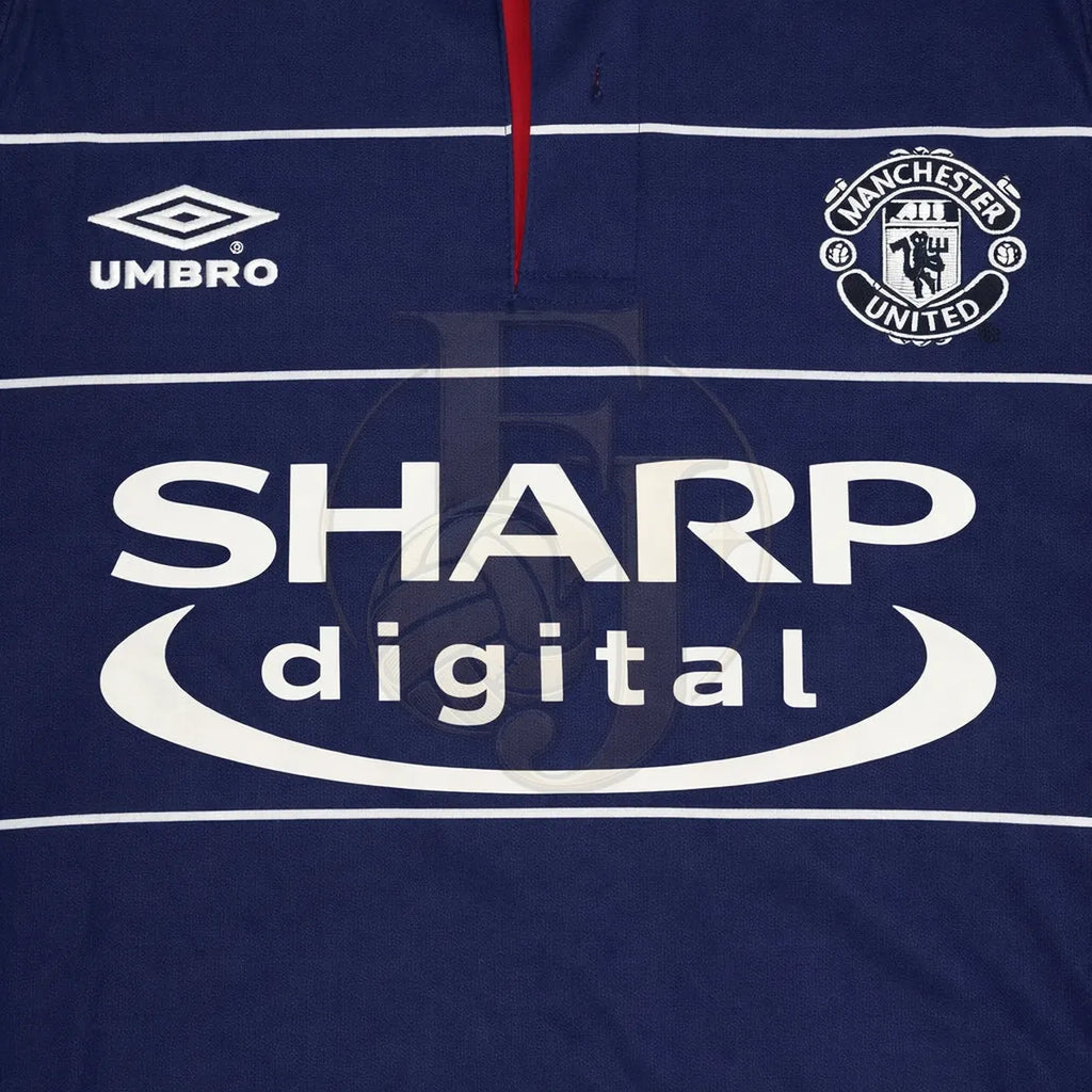Camiseta Manchester United Retro 1999 - Fuera de Juego Club