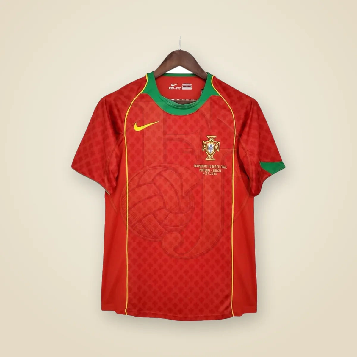 Camiseta Portugal Retro 2004 - Fuera de Juego Club